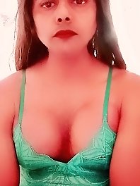 Redhead cowgirl Snol Diana gets her pussy railed hard